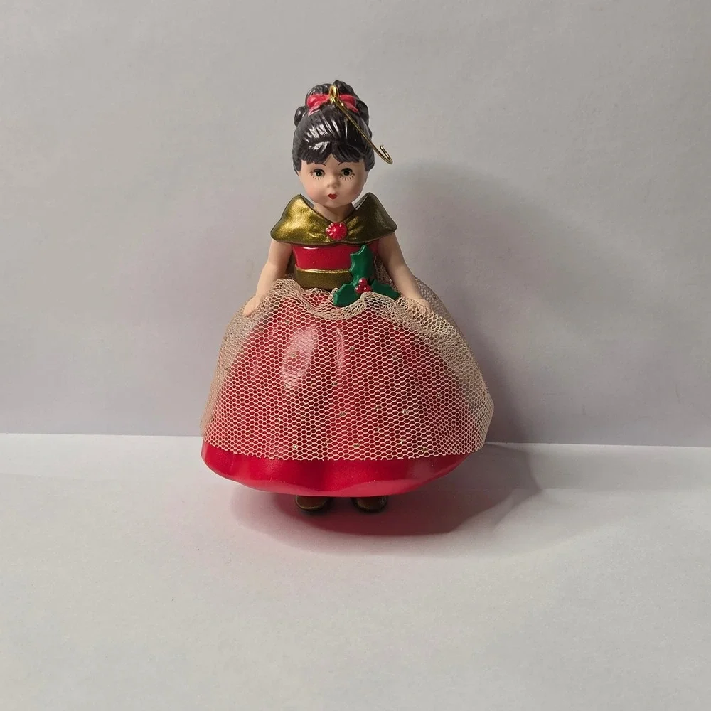 Hallmark Keepsake 2023 Madame Alexander Golden Holiday Celebration Ornament 28th